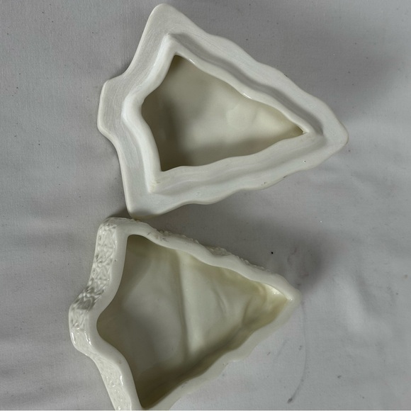 Tree Shaped Decorative Box with Gold Accents, Keepsake, Christmas - Picture 11 of 13